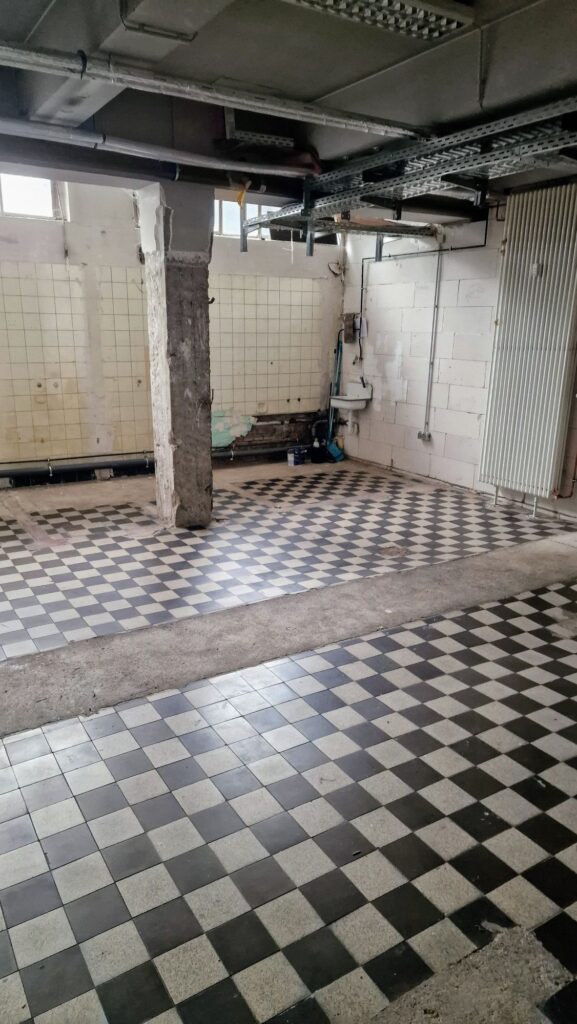 Lager / Atelier 25 in der ehemaligen Lindgens-Fabrik
