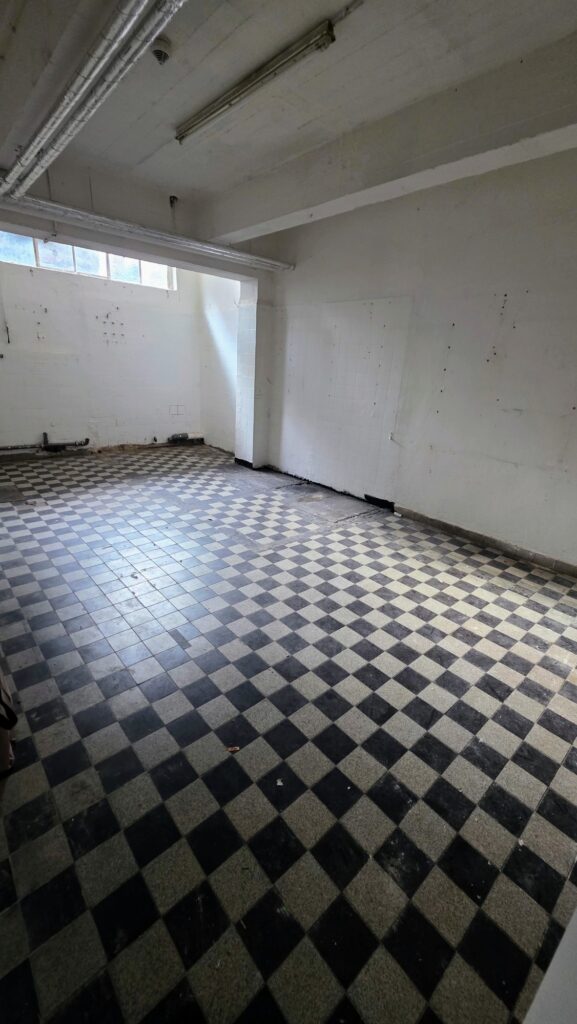 Lager / Atelier 26 in der ehemaligen Lindgens-Fabrik